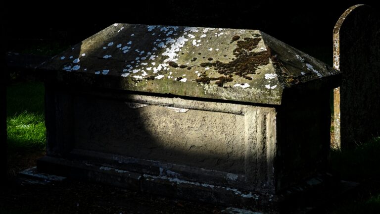 Dead Men Don’t Fear